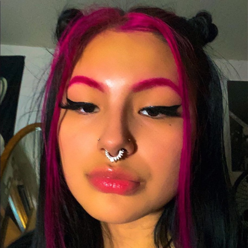 Meet your Posher, Hazel